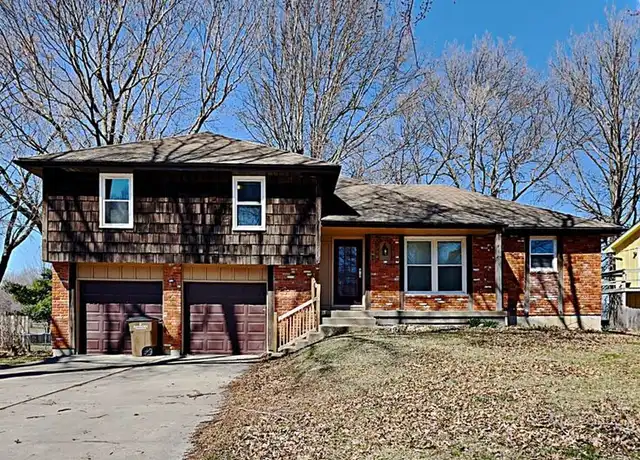 Property at 510 N Jefferson St, Raymore, MO, 64083, 3 beds, 2 baths, [object Object]