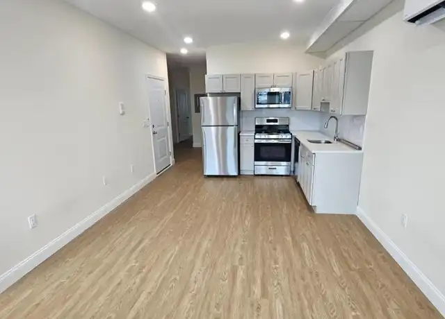 Property at 144 Pennsylvania Ave Unit 2, Newark, NJ, 07114, 4 beds, 2 baths, [object Object]