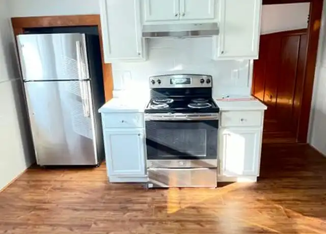 Property at 99 Wellsmere Rd Unit 2, Roslindale, MA, 02131, 3 beds, 1 bath, [object Object]