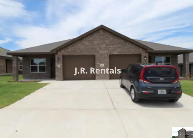 Property at 118 Wind Ridge Dr Unit B, Copperas Cove, TX, 76522, 3 beds, 2 baths, [object Object]