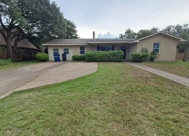 Property at 1306 Leacrest Dr, College Station, TX, 77840, 3 beds, 3 baths, [object Object]