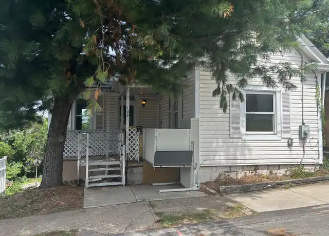 Property at 109 E Pitt St, Canonsburg, PA, 15317, 3 beds, 2 baths, [object Object]