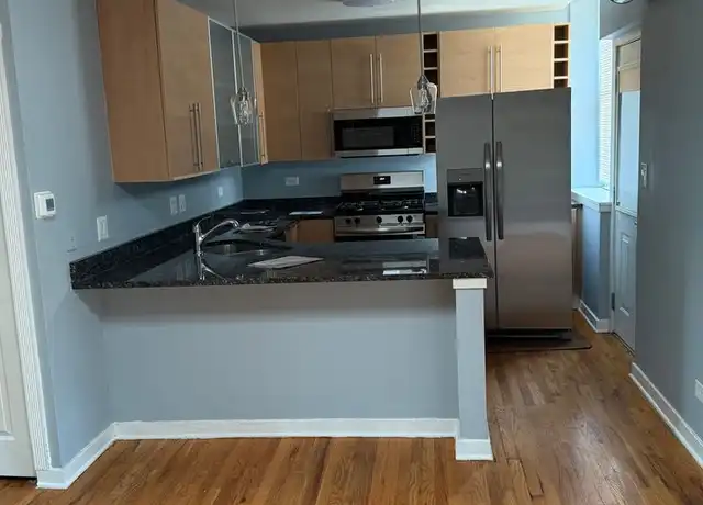 Property at 2000 W Birchwood Ave Unit 7506-3, Chicago, IL, 60645, 2 beds, 1 bath, [object Object]