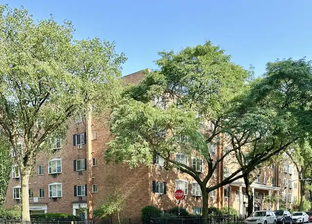 Property at 3823 N Pine Grove Ave Unit P314, Chicago, IL, 60613, 1 bed, 1 bath, [object Object]