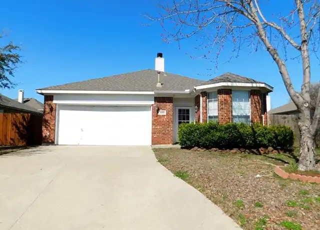 Property at 2509 Westheimer Rd, Denton, TX, 76210, 3 beds, 2 baths, [object Object]