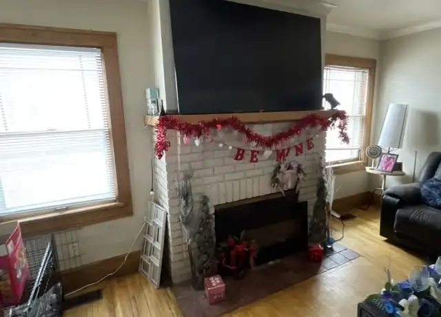 Property at 1430 Morgan Ave N, Minneapolis, MN, 55411, 2 beds, 1 bath, [object Object]
