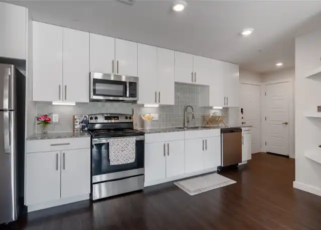 Property at 2401 E Oltorf St Unit 170, Austin, TX, 78741, 1 bed, 1 bath, [object Object]