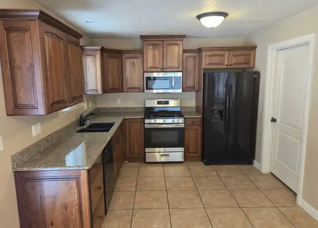 Property at 370 W 1425 N #17, Cedar City, UT, 84721, 3 beds, 2.5 baths, [object Object]