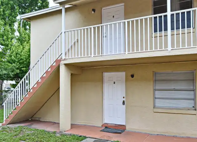 Property at 720 Michigan Ct #2, Saint Cloud, FL, 34769, 2 beds, 1 bath, [object Object]