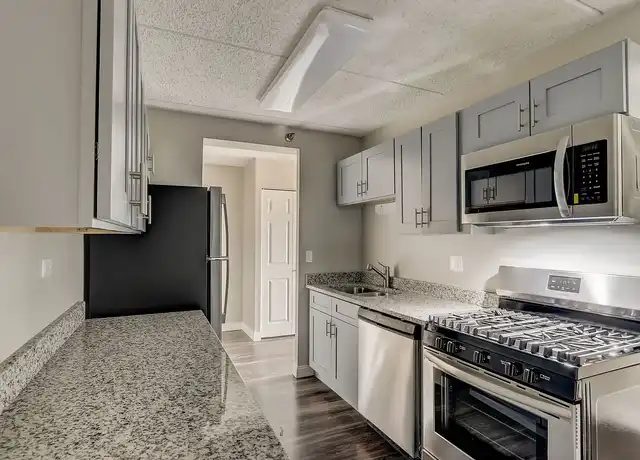 Property at Bartlett Court Apartments - 5021 Valley Ln, Streamwood, IL, 60107, 1-2 bed, 1-2 bath, [object Object]
