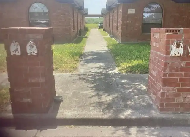 Property at 1712 W Portales Dr, Edinburg, TX, 78541, 2 beds, 2 baths, [object Object]