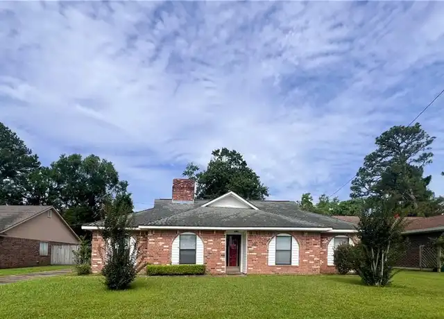 Property at 319 Timberlane Dr, Slidell, LA, 70458, 4 beds, 2 baths, [object Object]