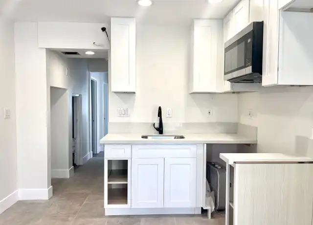 Property at 469 Fayecroft St, San Fernando, CA, 91340, 3 beds, 1 bath, [object Object]