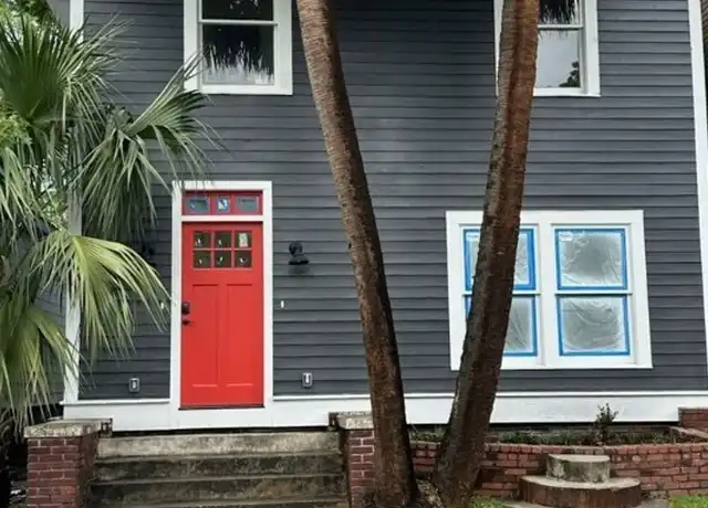 Property at 724 W Victory Dr, Savannah, GA, 31405, 8 beds, 4 baths, [object Object]