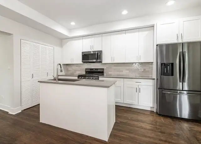Property at 1435 S Kedvale Ave Unit 3, Chicago, IL, 60623, 3 beds, 2 baths, [object Object]