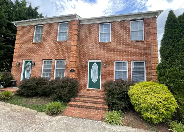 Property at 812 Wiggington Rd, Lynchburg, VA, 24502, 2 beds, 1.5 baths, [object Object]
