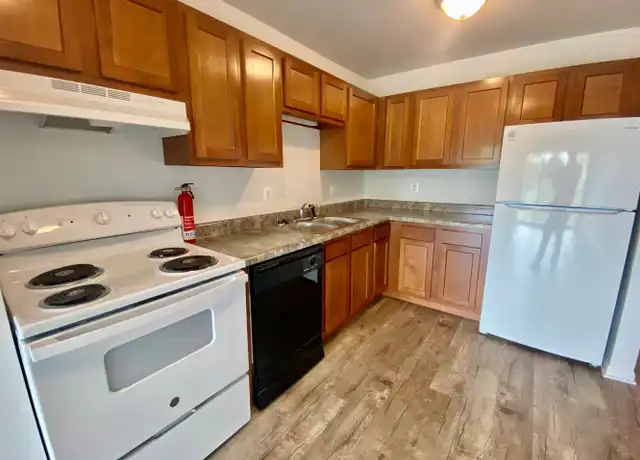 Property at 334 Jarvis St Unit 304, Ypsilanti, MI, 48197, 2 beds, 1 bath, [object Object]