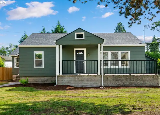 Property at 5324 SE Flavel St, Portland, OR, 97206, 3 beds, 1 bath, [object Object]