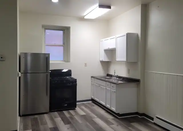 Property at 6 E Oakwood Pl Unit 6 E Oakwood, Buffalo, NY, 14214, 1 bed, 1 bath, [object Object]