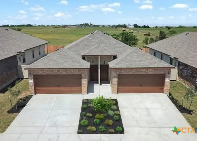 Property at 1144 Stanley Way, Seguin, TX, 78155, 3 beds, 2 baths, [object Object]
