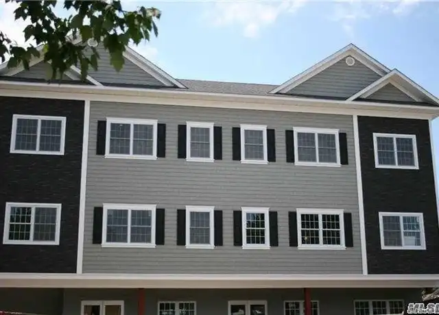 Property at 41 Green St Unit 2C, Huntington, NY, 11743, 2 beds, 2 baths, [object Object]