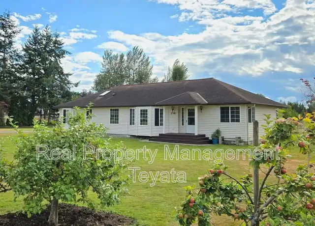 Property at 338 W King Tut Rd, Bellingham, WA, 98226, 3 beds, 2 baths, [object Object]