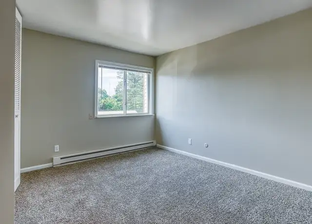 Photo of 2890 S 9th St, Kalamazoo, MI 49009