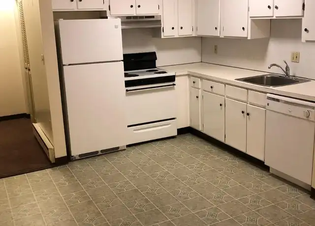 Property at 176 Presidents Ln Unit 111, Quincy, MA, 02169, 2 beds, 1 bath, [object Object]