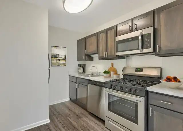 Property at Oakview Estates - 77 Foal Ct, Lancaster, PA, 17602, 1-2 bed, 1-1.5 bath, [object Object]