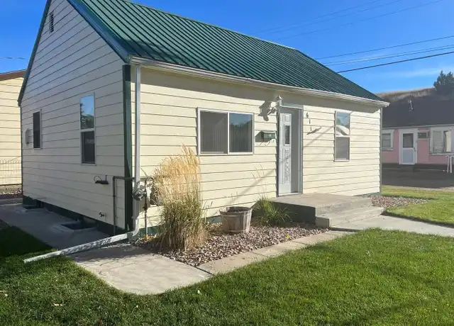 Property at 611 E Raymond St, Glendive, MT, 59330, 3 beds, 1 bath, [object Object]