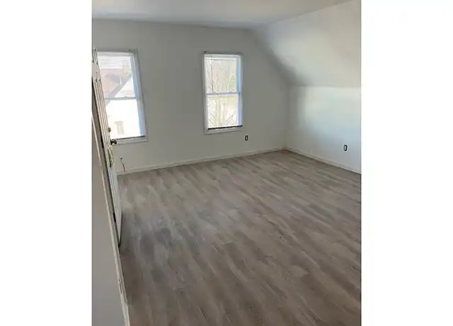 Property at 36 Hillside Ave Unit 4, Meriden, CT, 06451, 2 beds, 1 bath, [object Object]