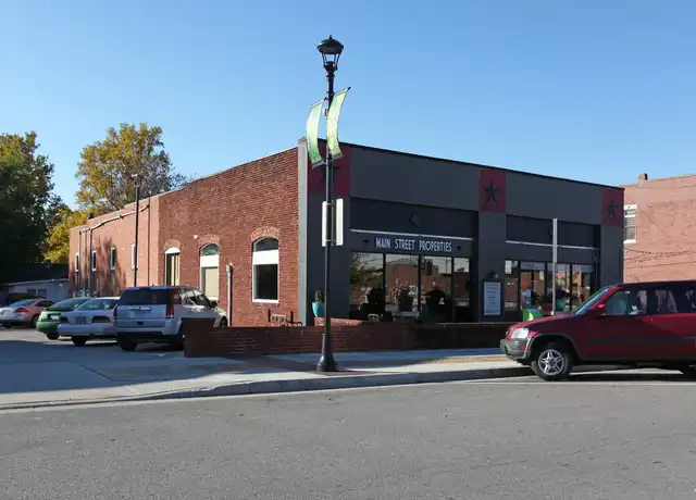 Property at 801 Main St Unit 6, Grandview, MO, 64030, 0 beds, 1 bath, [object Object]