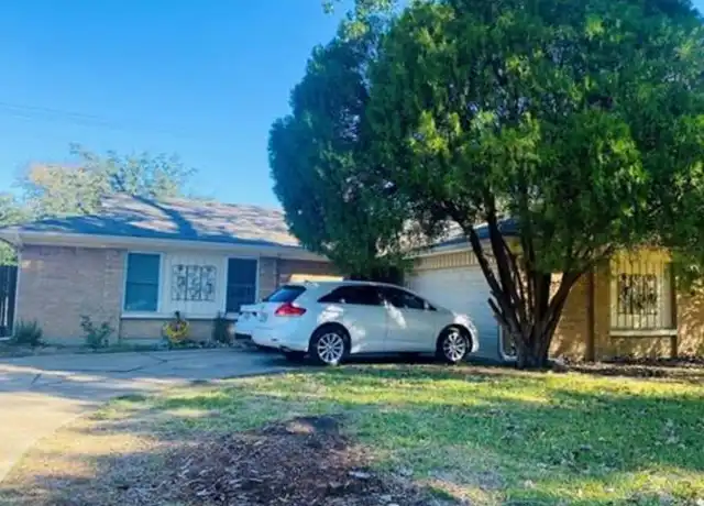 Property at 816 Firestone Ln, Richardson, TX, 75080, 3 beds, 2 baths, [object Object]