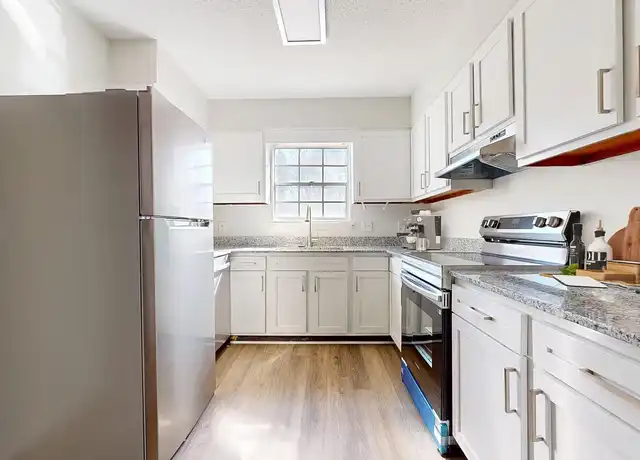 Property at The Woodley - 3311 Woodley Ct, Hoover, AL, 35216, 1-2 bed, 1-1.5 bath, [object Object]