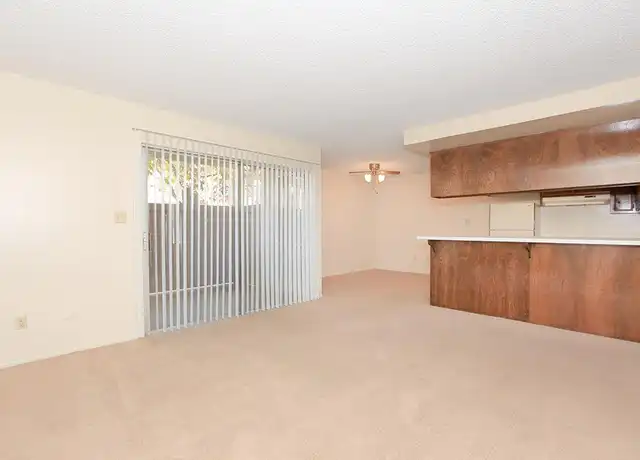 Property at Raintree Garden Apartments - 5051 Ming Ave, Bakersfield, CA, 93309, 1-3 bed, 1-2 bath, [object Object]