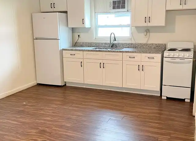Property at 216 Orangeview Ln Unit 1, Lakeland, FL, 33803, 1 bed, 1 bath, [object Object]
