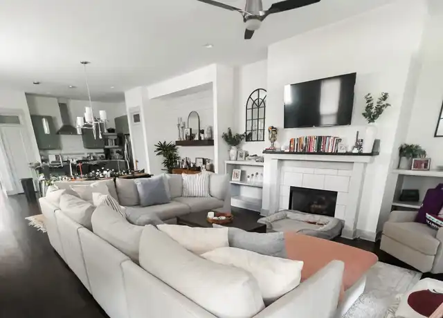 Property at 1606B Essex Ave, Nashville, TN, 37216, 3 beds, 2.5 baths, [object Object]