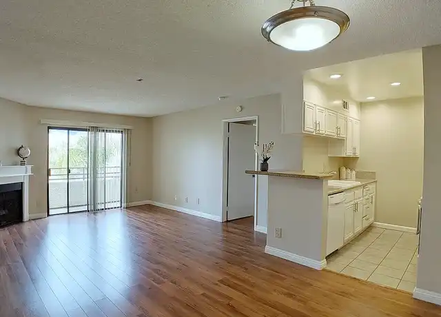Property at 428 Hawthorne St, Glendale, CA, 91204, 2 beds, 2 baths, [object Object]