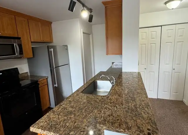 Property at 2834 15th Ave W Unit 102, Seattle, WA, 98119, 1 bed, 1 bath, [object Object]
