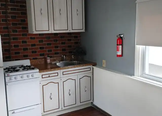 Property at 800 Darby Rd Unit 1, Havertown, PA, 19083, 1 bed, 1 bath, [object Object]