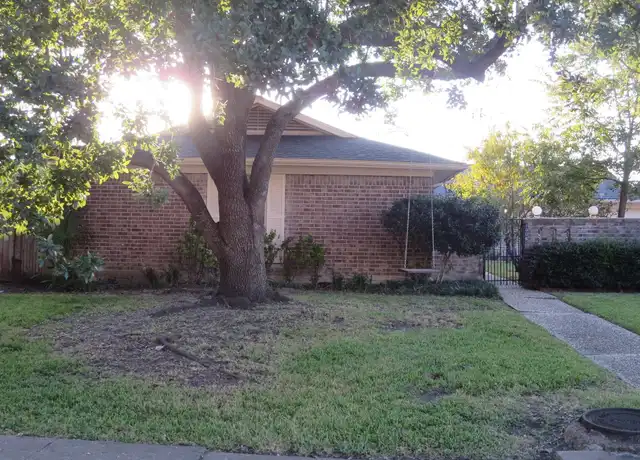 Property at 1006 Walnut Bend Ln, Houston, TX, 77042, 3 beds, 2.5 baths, [object Object]