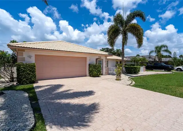 Property at 7336 Biltmore Dr, Sarasota, FL, 34231, 3 beds, 3 baths, [object Object]