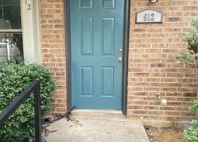 Property at 612 W Collins St Unit 612, Denton, TX, 76201, 2 beds, 1.5 baths, [object Object]