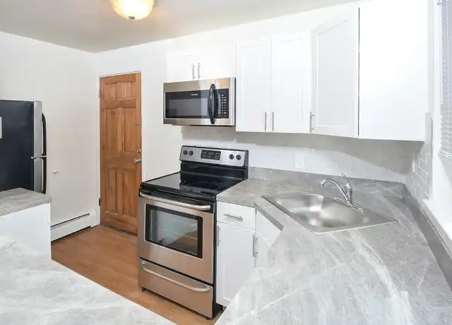 Property at Knollwood Apartments - 30 Nutt Rd, Phoenixville, PA, 19460, 1 bed, 1 bath, [object Object]