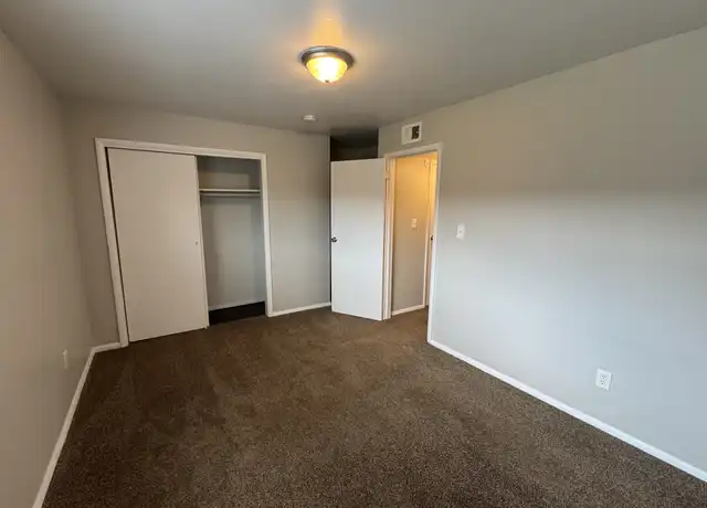Property at 9132 E 10th St, Indianapolis, IN, 46229, 1 bed, 1 bath, [object Object]