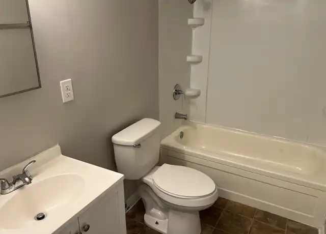 Property at 9132 E 10th St, Indianapolis, IN, 46229, 1 bed, 1 bath, [object Object]