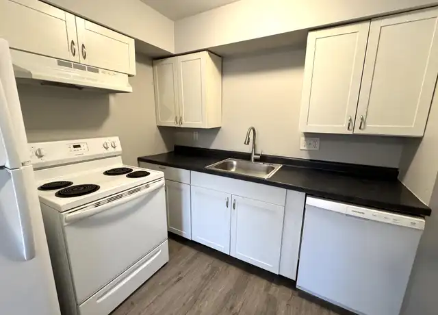 Property at 9132 E 10th St, Indianapolis, IN, 46229, 1 bed, 1 bath, [object Object]