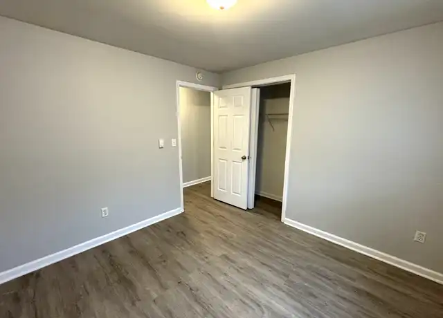 Property at 9132 E 10th St, Indianapolis, IN, 46229, 1 bed, 1 bath, [object Object]