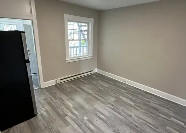 Property at 5116 Craig Ave Unit 3, Baltimore, MD, 21212, 2 beds, 1 bath, [object Object]