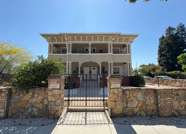 Property at 336 N Broadway, Turlock, CA, 95380, 2 beds, 1 bath, [object Object]